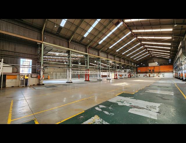 8,000M² WAREHOUSE TO LET IN SPARTAN